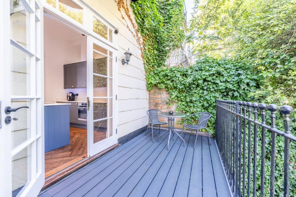 Main image of property: Charles Gordon House, Rockstone Place, Southampton, SO15