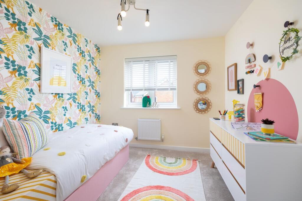 House in Croft, Warrington - More