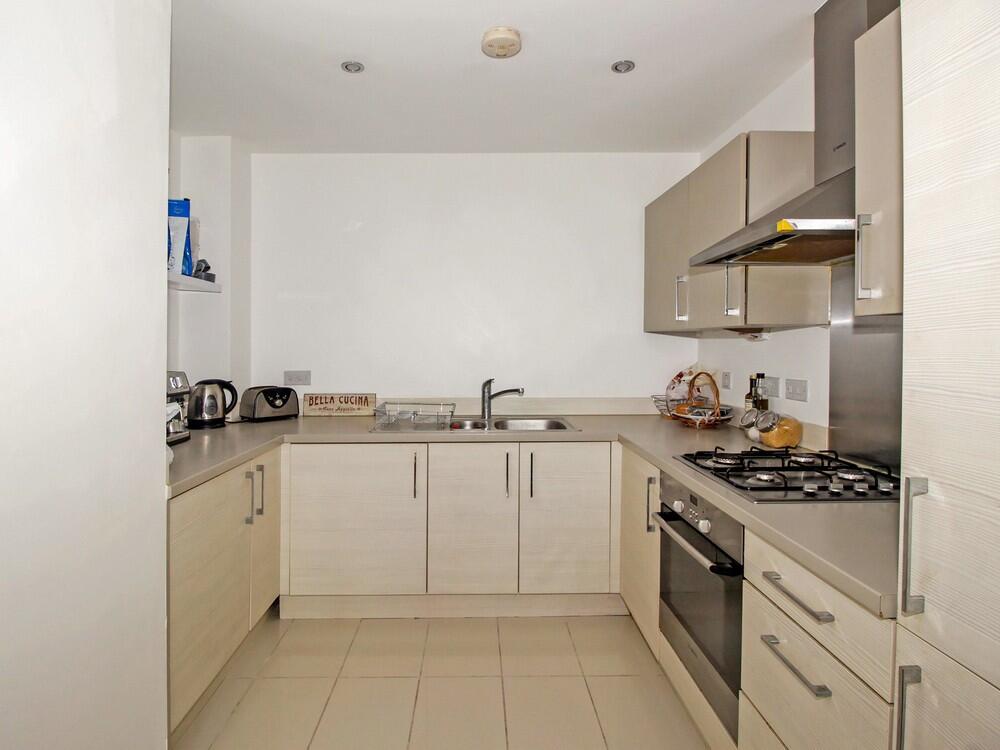 Apartment in London - View 3