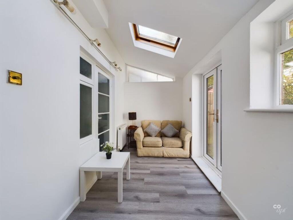 1 bedroom semi-detached house for rent