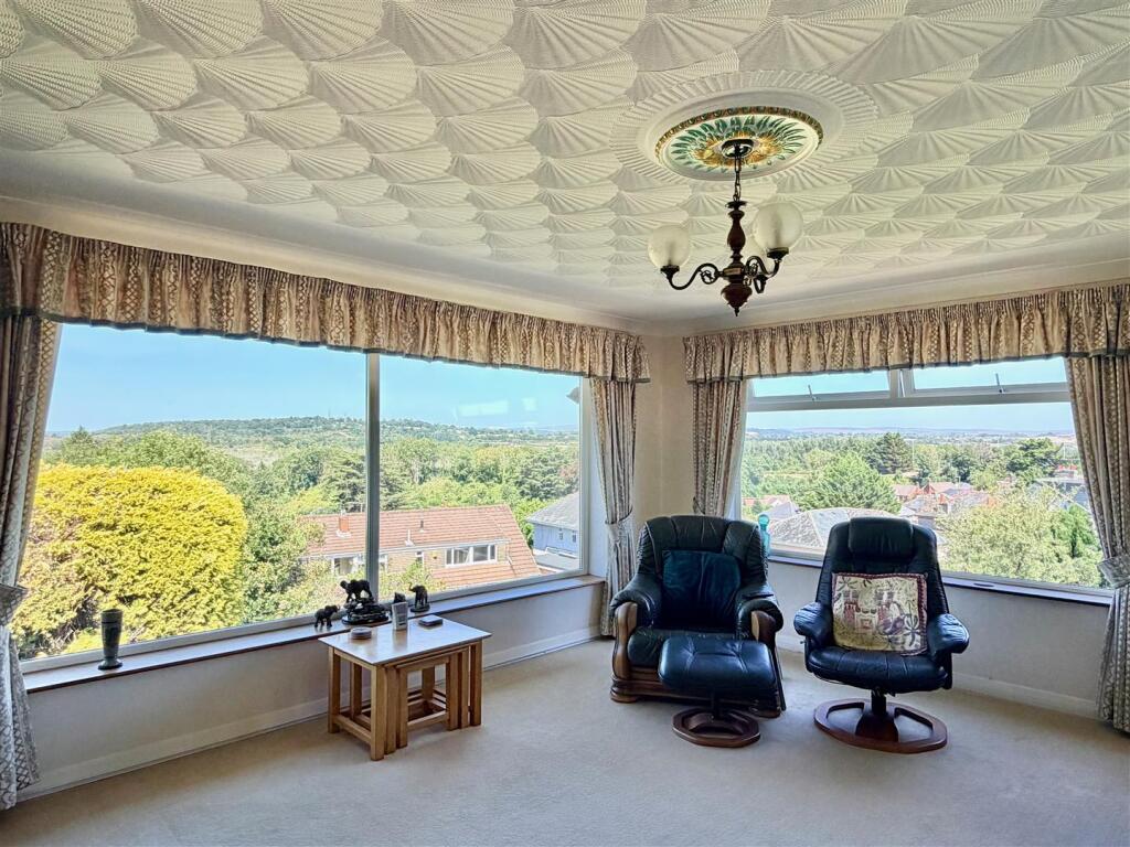 House in Plymouth - View 4