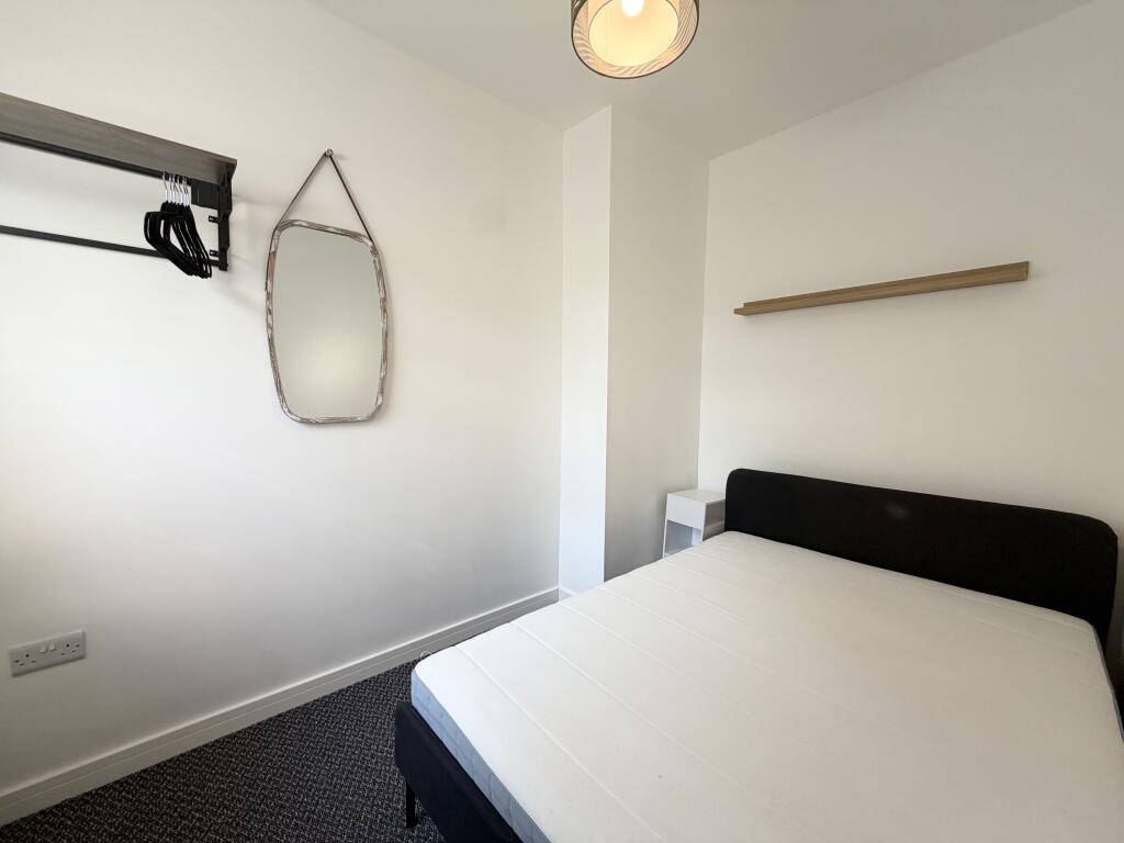 Main image of property: Room 2, Creswell Street, WA10 2PN