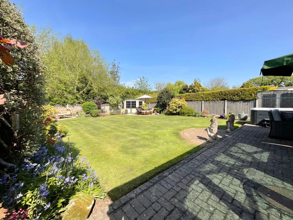 Crewe Road, Wistaston, CW2 photo 4