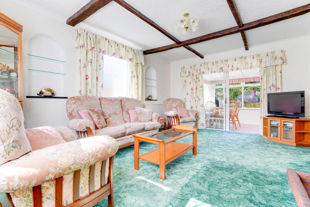 House in Worcester - View 4
