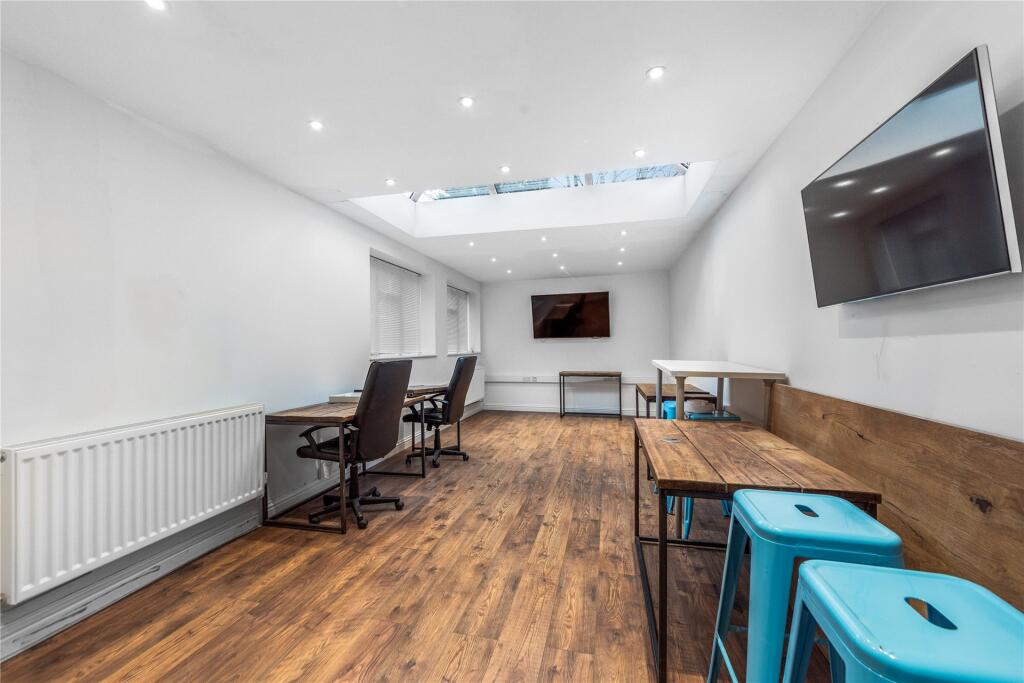 Additional image 2 of New Road, Bromsgrove, Worcestershire, B60