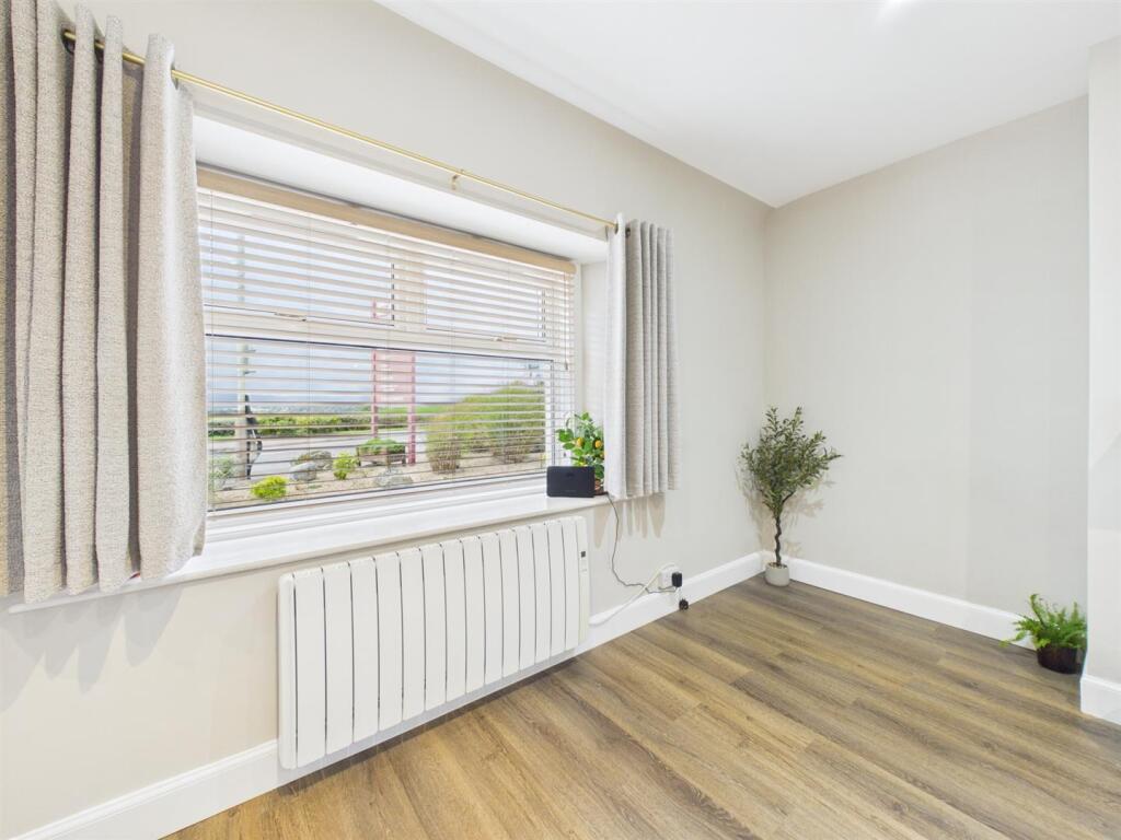 Corner House, Oakbank Road, Guildtown, PH2 6BU photo 4