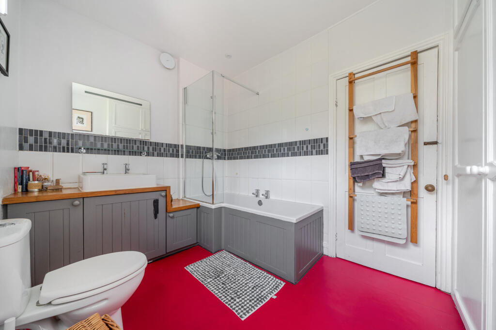 House in Bristol, Cliftonwood, Spike Island - View 5