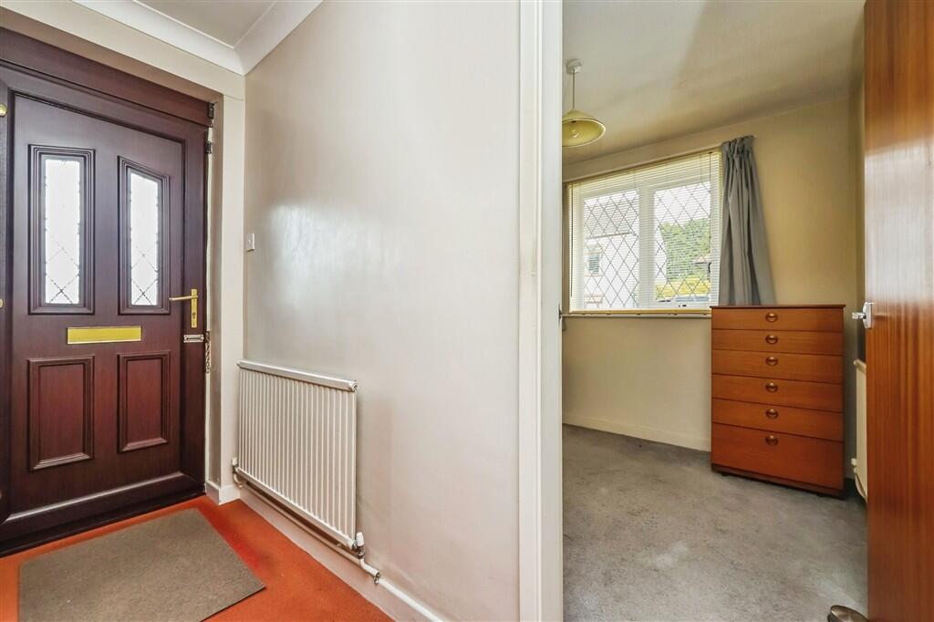 House in Broxtowe, Eastwood - View 2