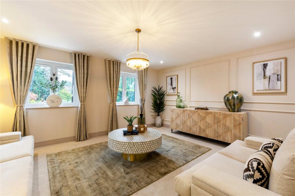 House in Haywards Heath, Cuckfield - View 3