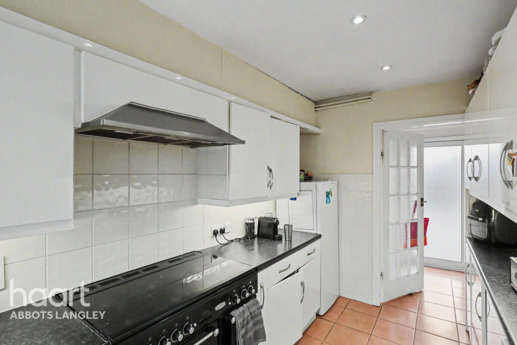 House in Watford - View 5