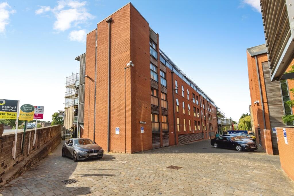 Main image of property: Navigation Walk, Wakefield, West Yorkshire, WF1