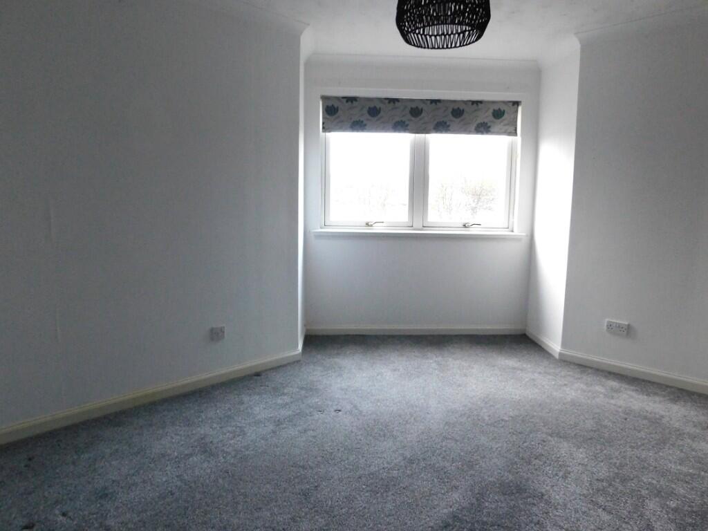 Station Court, Glengarnock, Ayrshire, KA14 photo 3