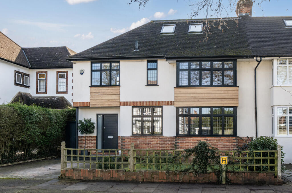 Main image of property: Stanhope Avenue, Bromley, BR2