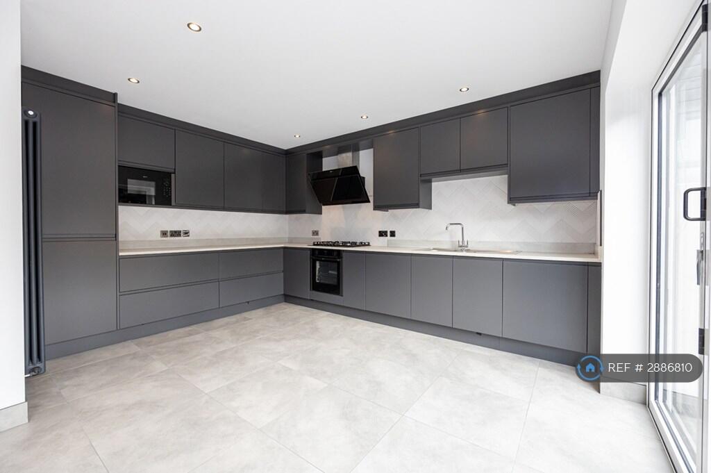 Main image of property: Beresford Crescent, Newcastle-Under-Lyme, ST5