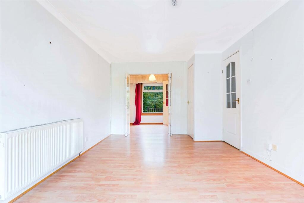 House in Cumbernauld, Collingwood, Westfield - More