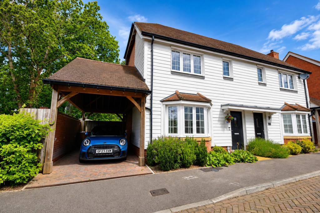 Main image of property: Woodham Close, Hawkhurst