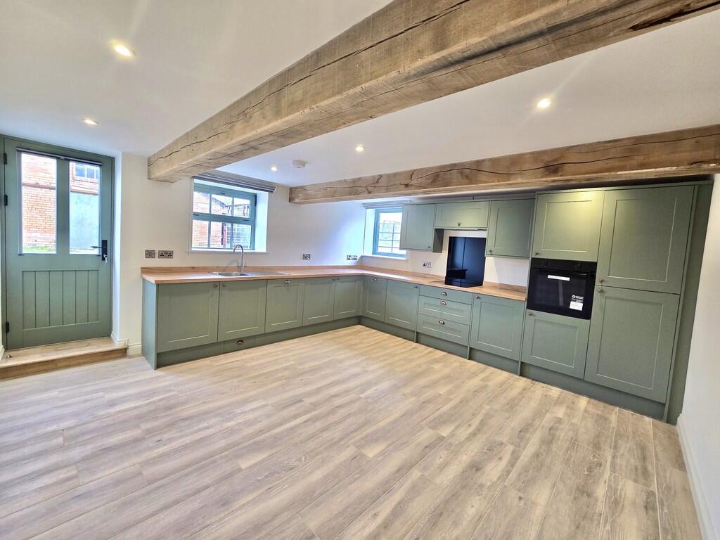 House in Telford - View 3