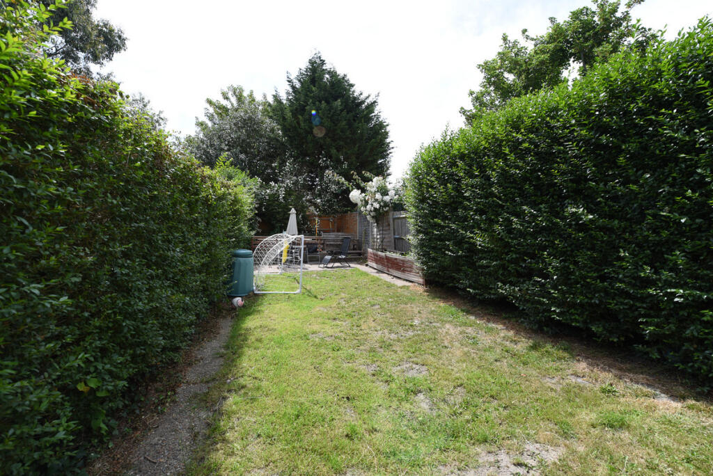 Elphinstone Road, Hastings, TN34 photo 3