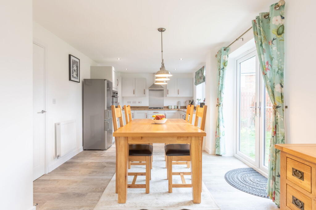 Dixon Court, Fenwick Park, Bedlington, Northumberland, NE22 6FG - View 3