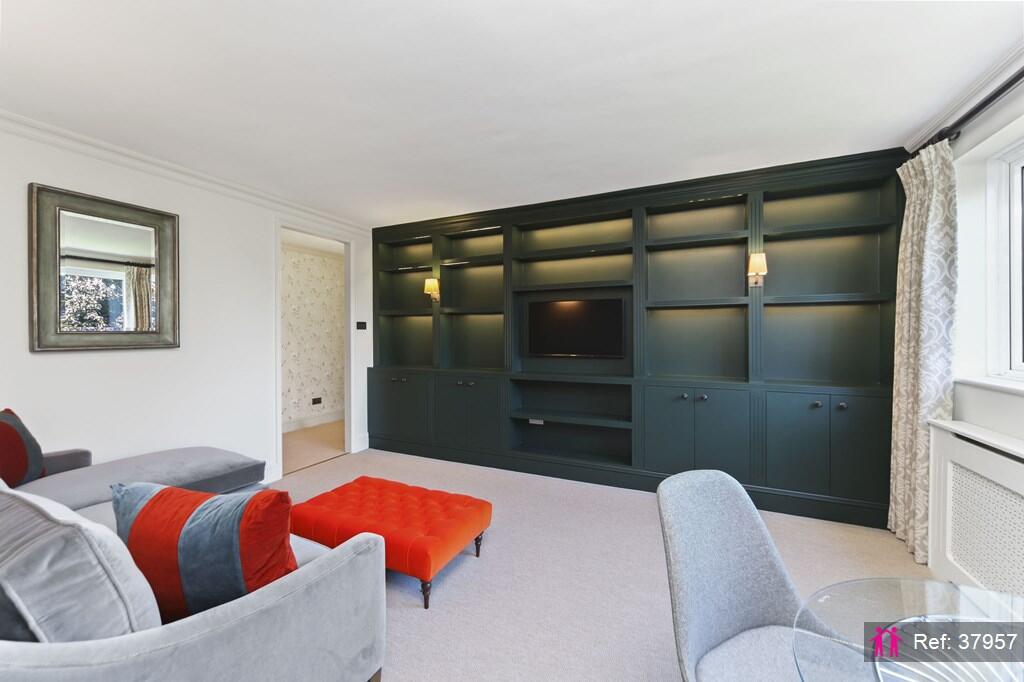 Apartment in London - View 3