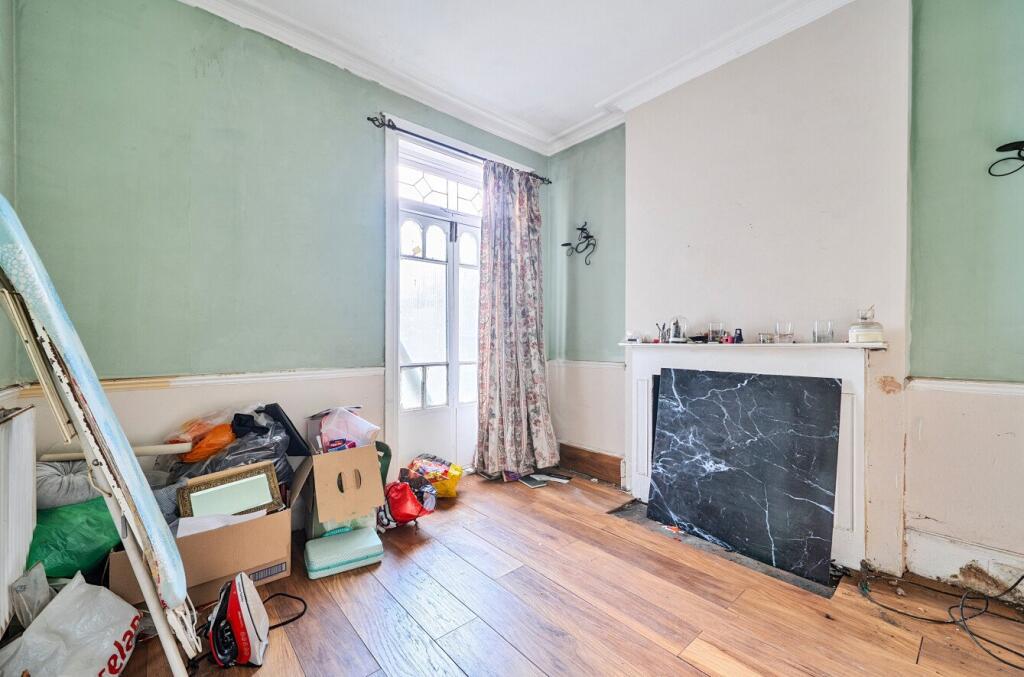 House in Harrow - View 4