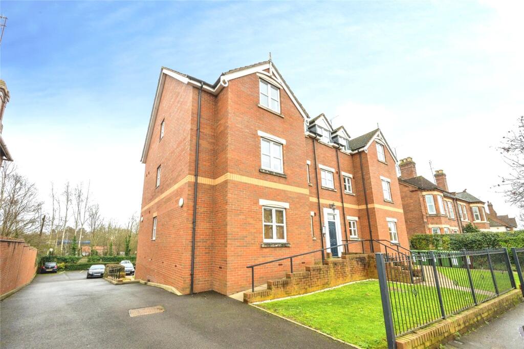 Main image of property: Emscote Road, Warwick, Warwickshire, CV34