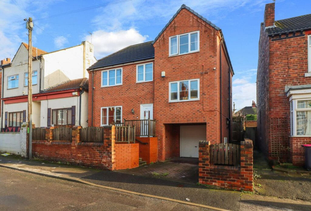 Main image of property: Main Street, Rawmarsh, S62