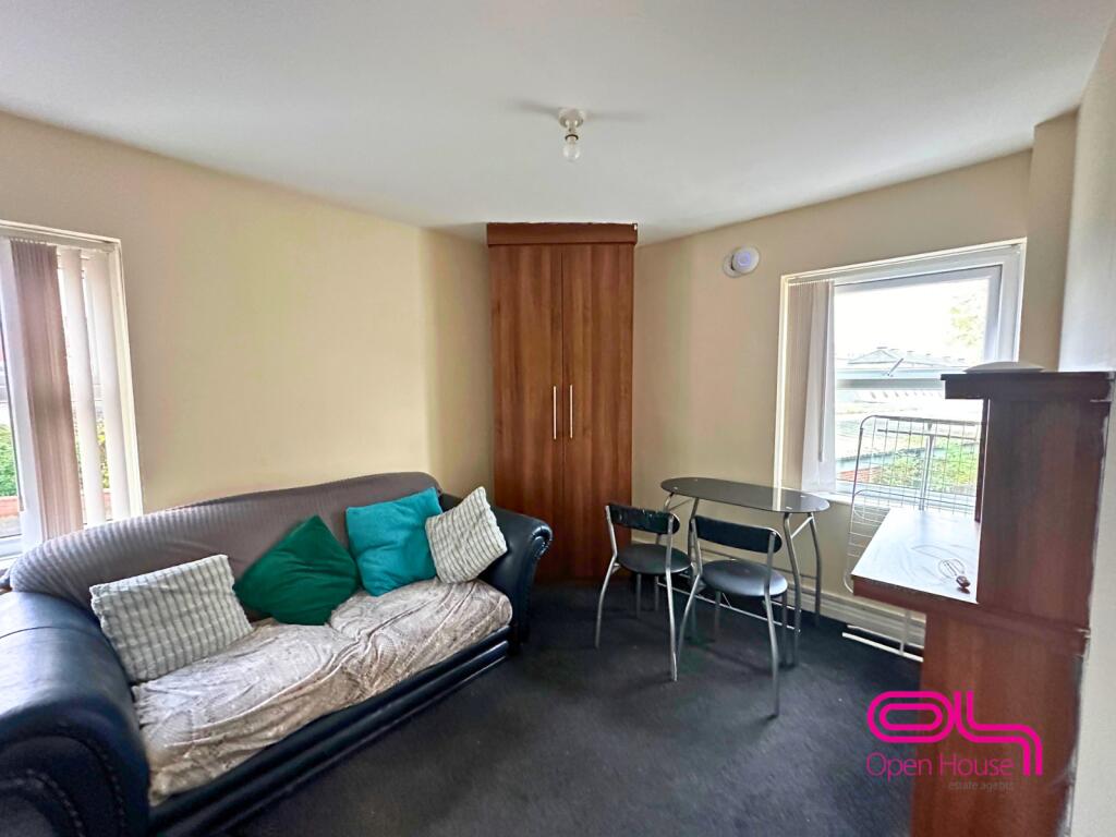 Apartment in Preston, Lancashire - View 4