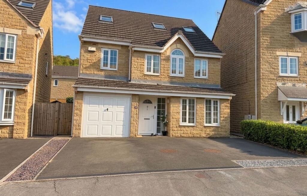 Main image of property: Hanby Close, Fenay Bridge, HD8