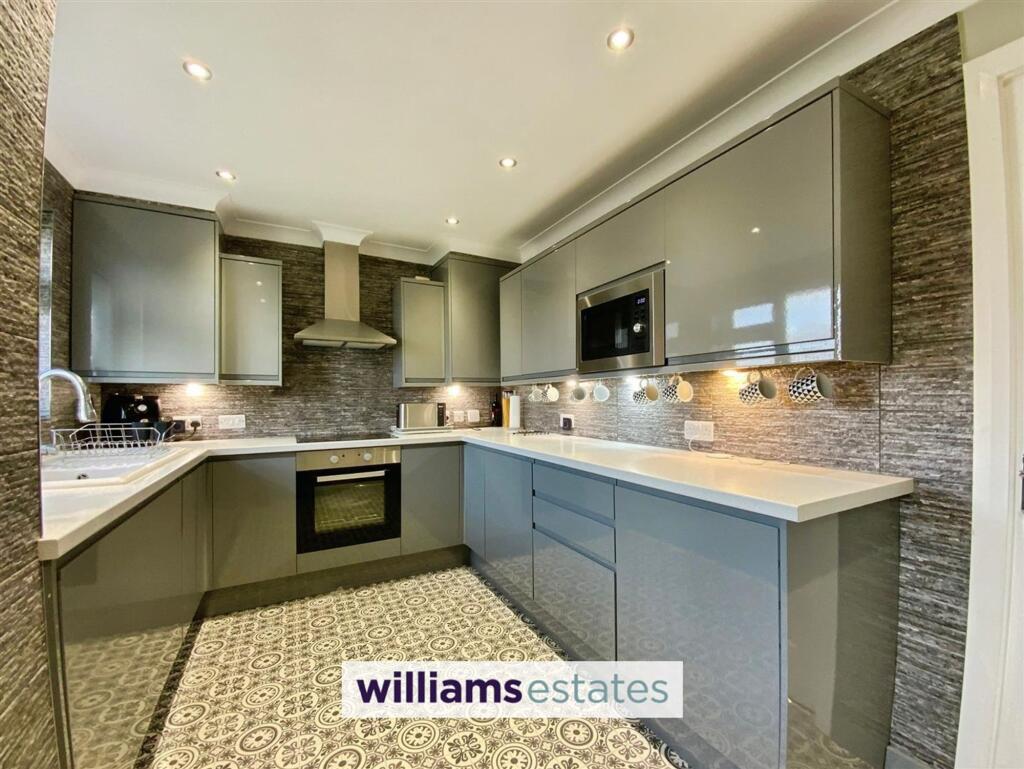House in Rhyl - View 4