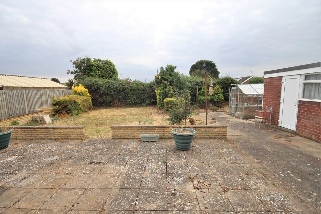 Sunbeam Avenue, North Hykeham photo 2