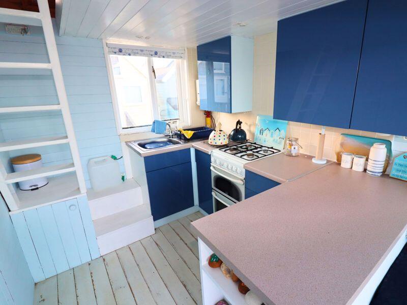 Mudeford Sand Spit. Hut 149 photo 3