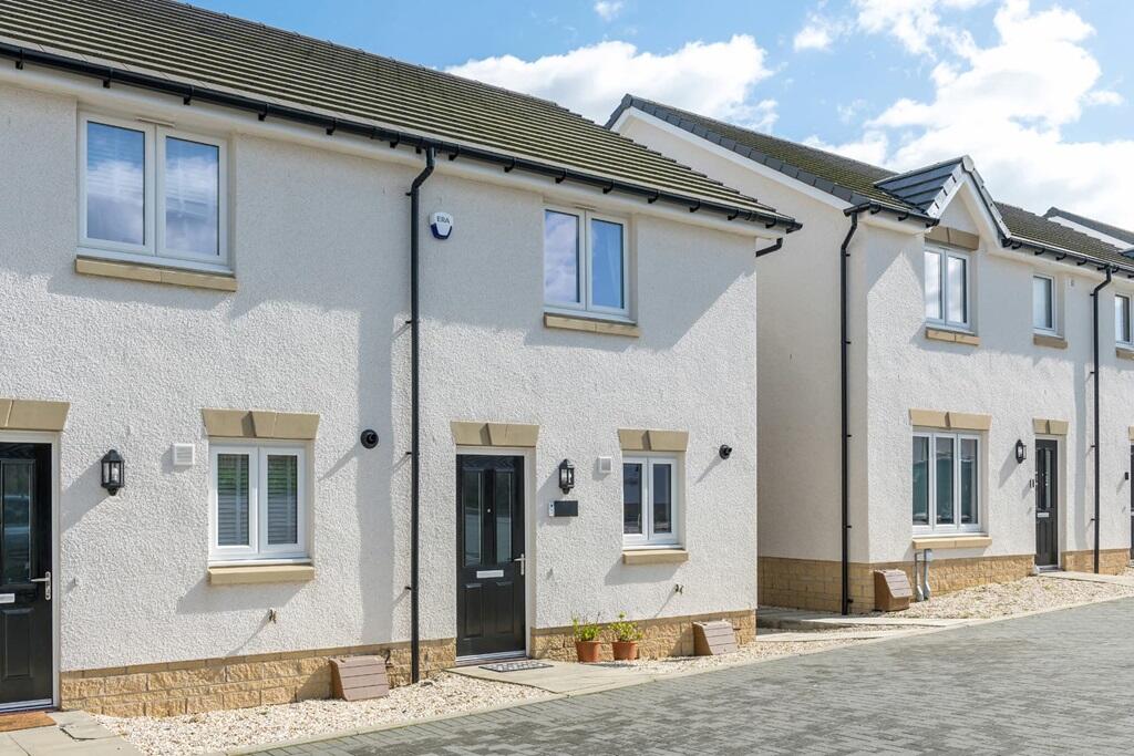 Main image of property: Carnbroe,
Carnbroe,
ML5 4UF