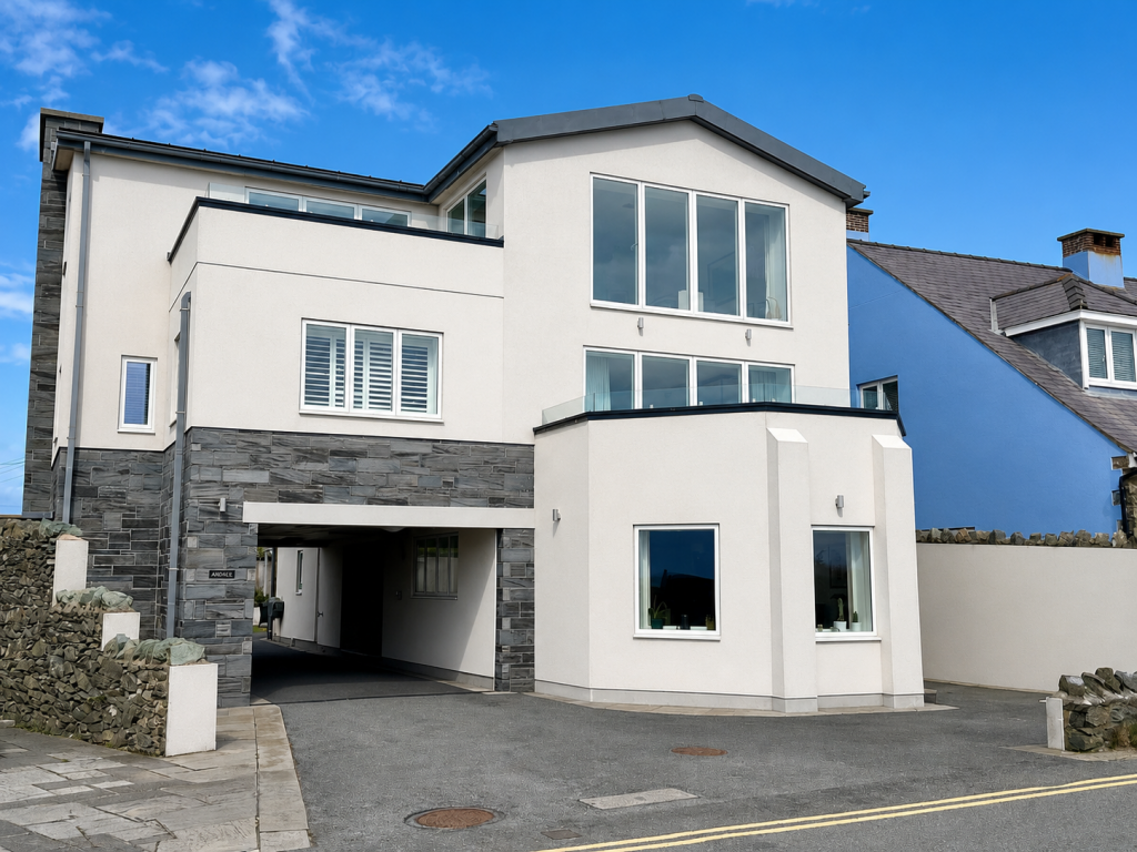 Main image of property: Rhosneigr, LL64