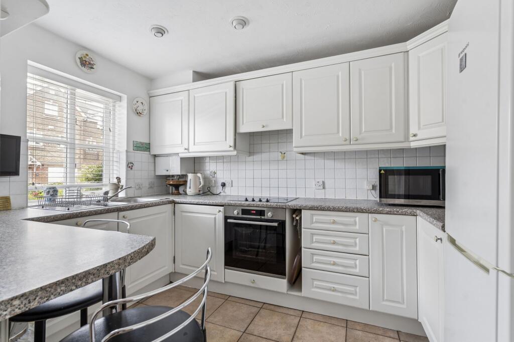 House in Watford - View 2