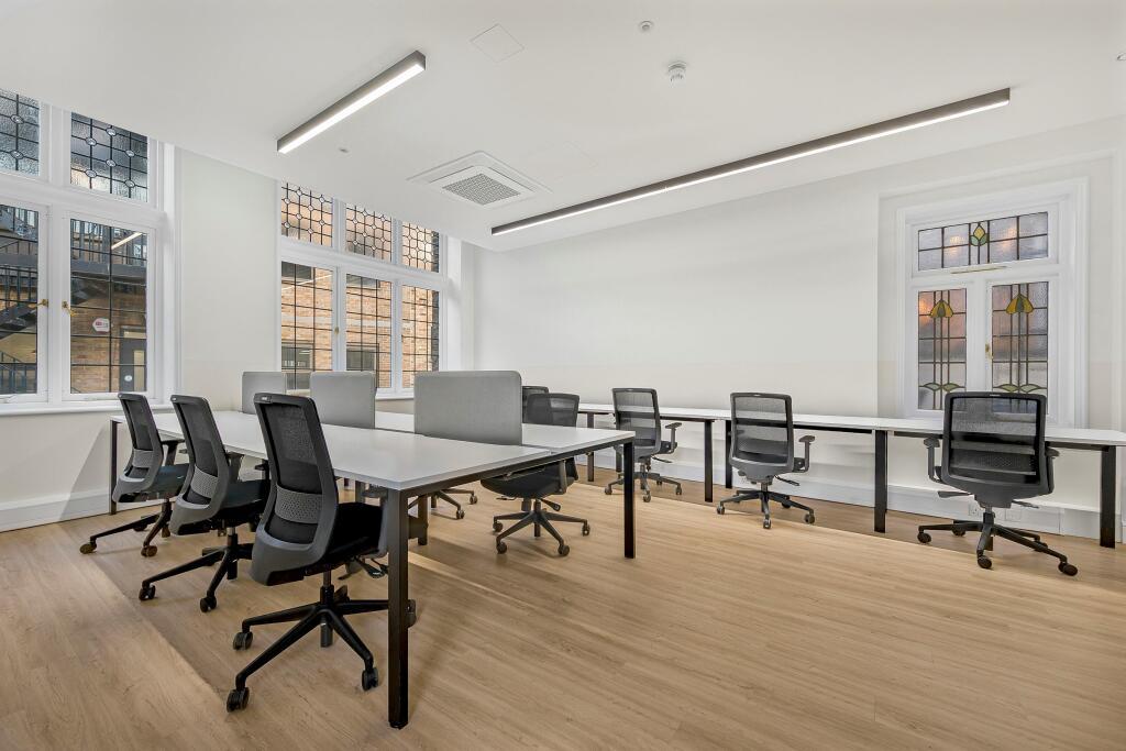 OFFICE6.jpg