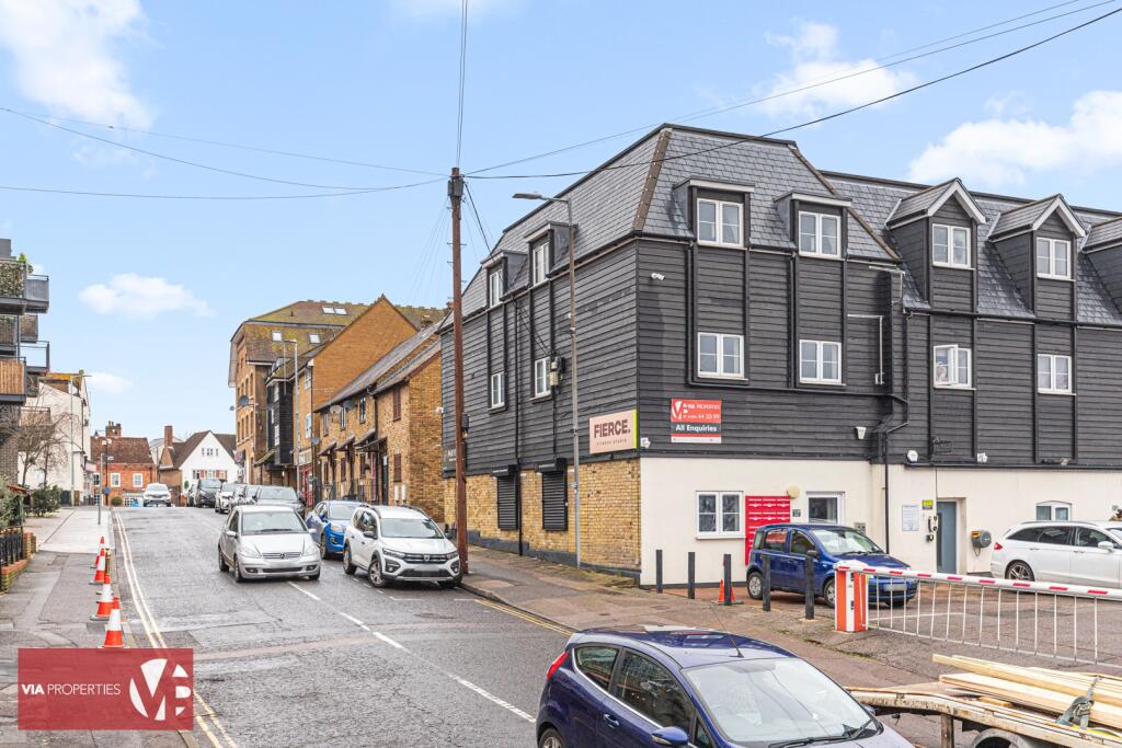 Main image of property: Brewery Road, Hoddesdon, EN11