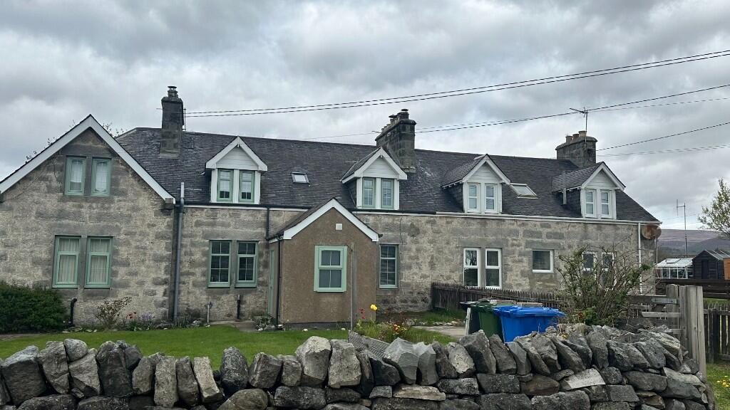 Main image of property: 2 Lord Stafford Cottages, Brora, Sutherland, KW9 6PS