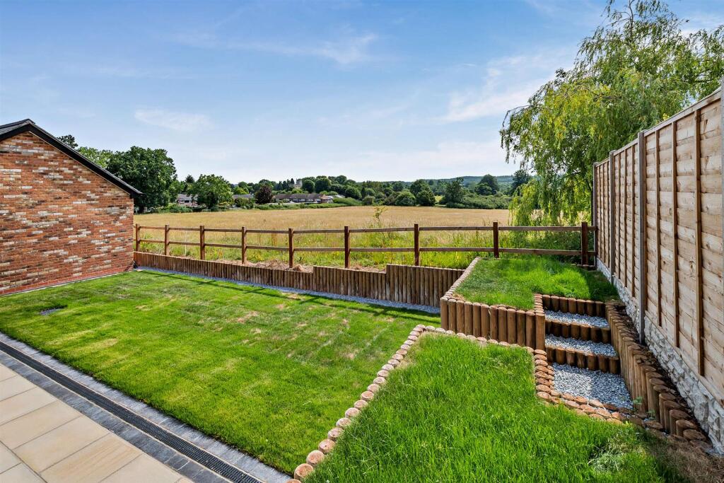 Additional image 33 of 2, Wells Cottage, Wootton Wawen, B95