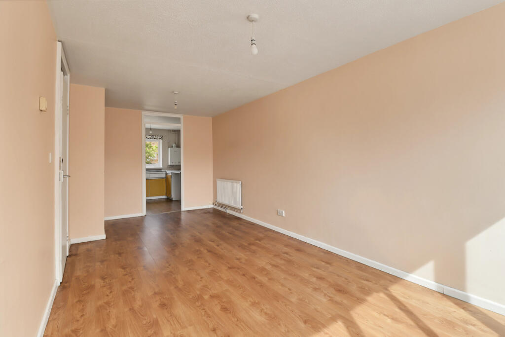 Apartment in Cambridge - View 3