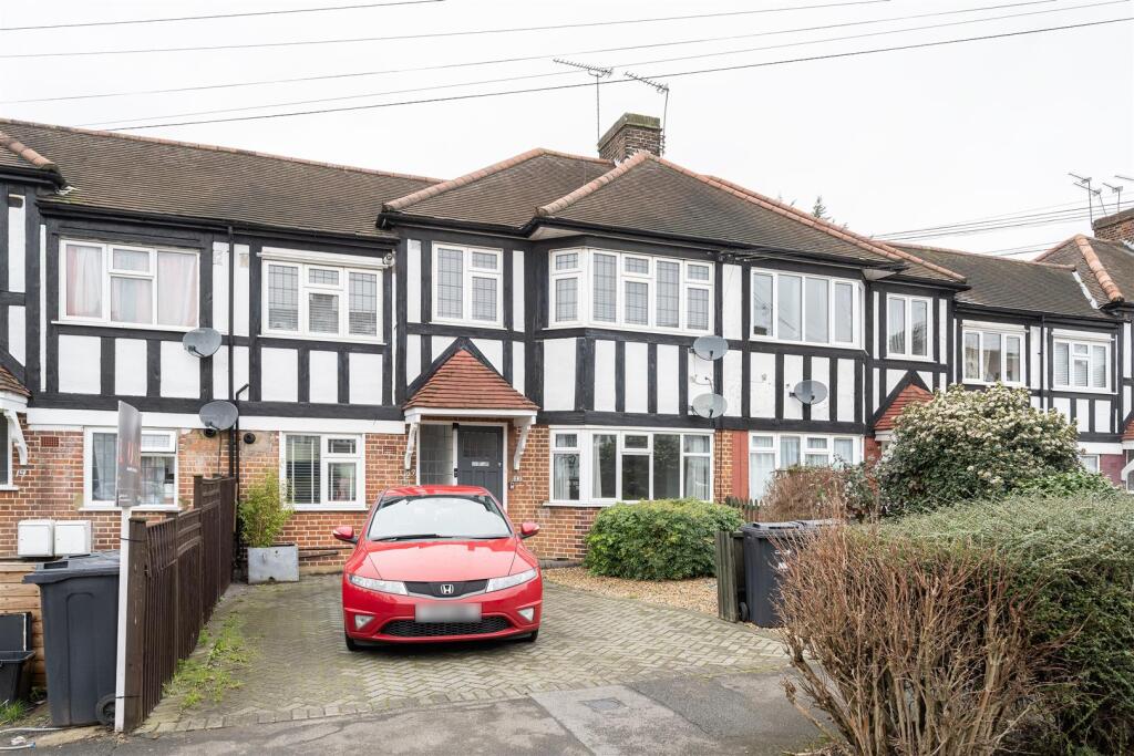 Westview Drive, Woodford Green - View 5