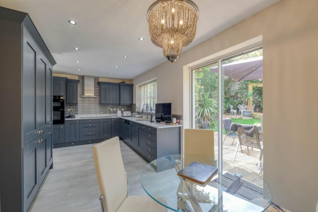 Additional image 3 of Woodbury Close, Callow Hill, B97