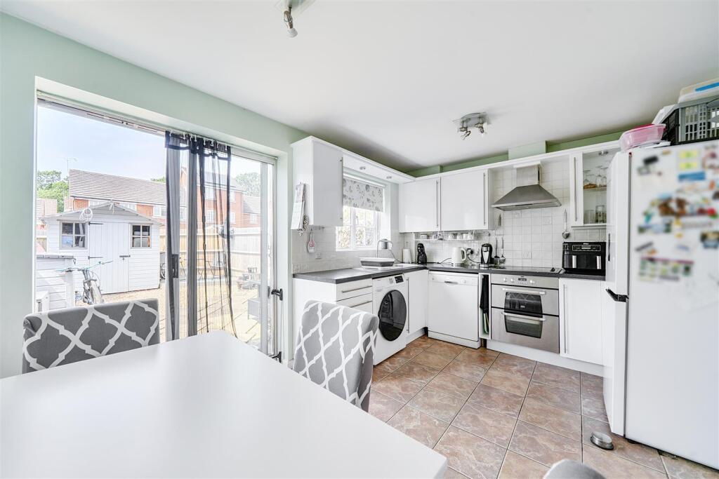 House in Fareham, Whiteley - View 4