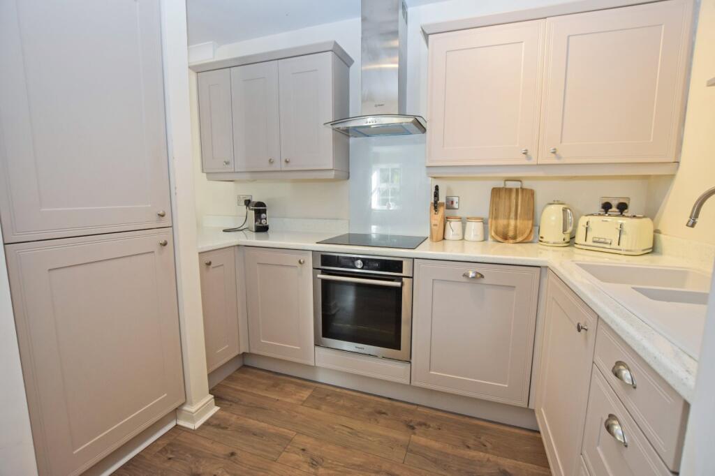 Apartment in Warrington - View 3