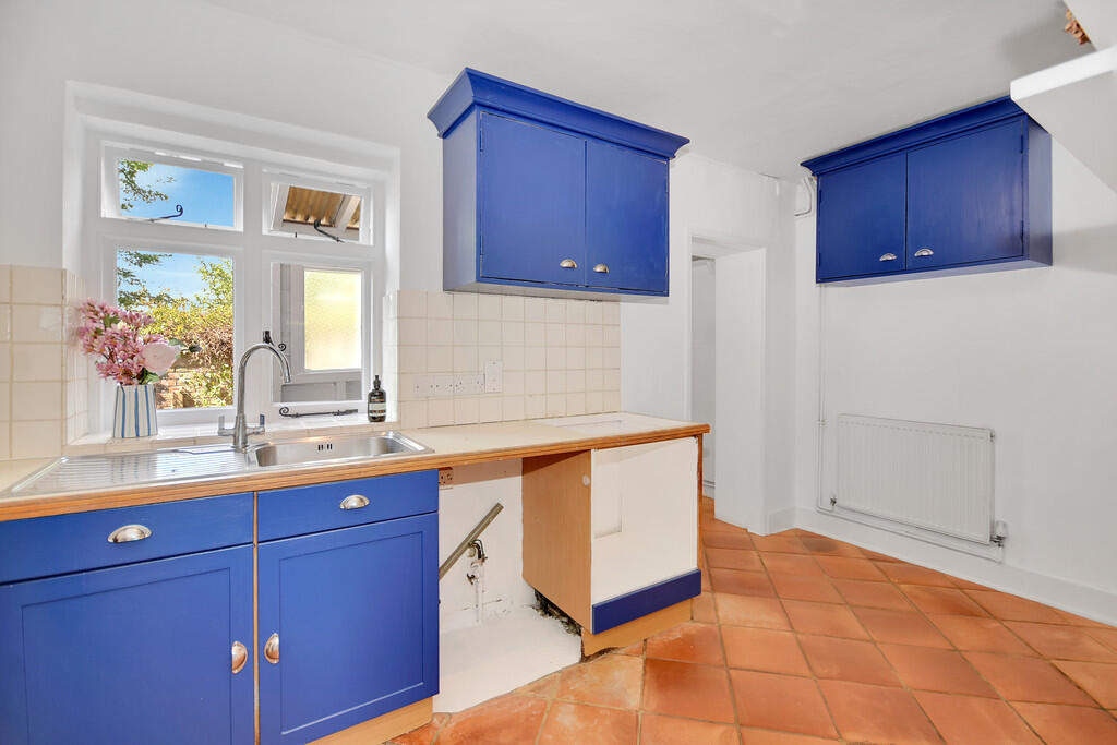 House in Tonbridge - View 2