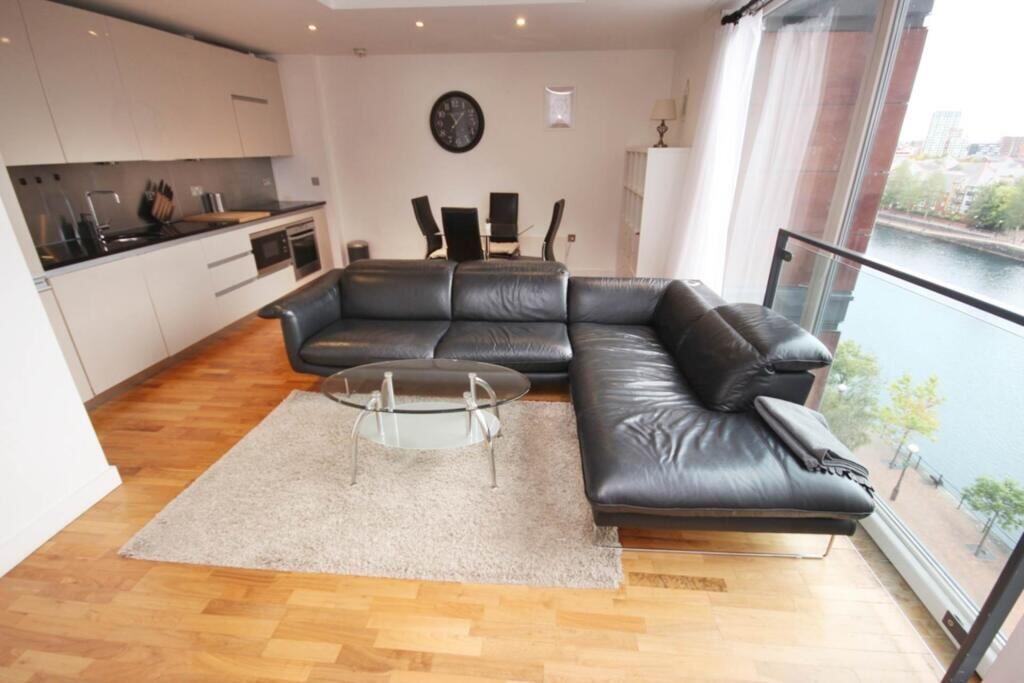 Apartment 49 City Loft, 94 The Quays, Salford, Lancashire, M50 3TS photo 4