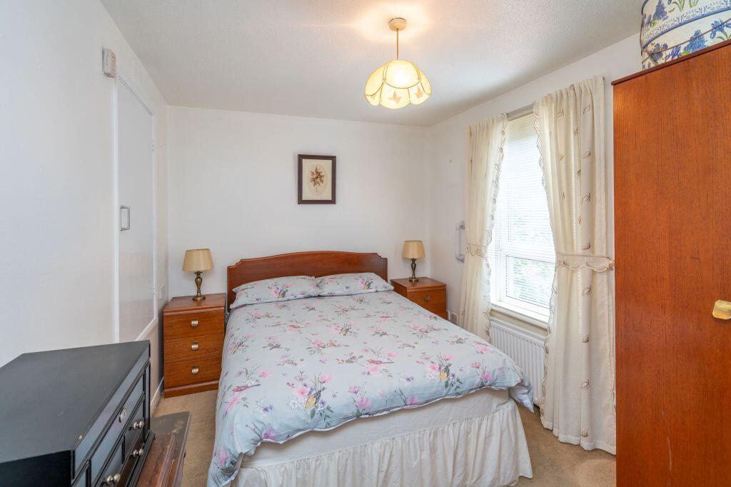55 Stoneybank Gardens, Musselburgh, EH21 6TJ - More