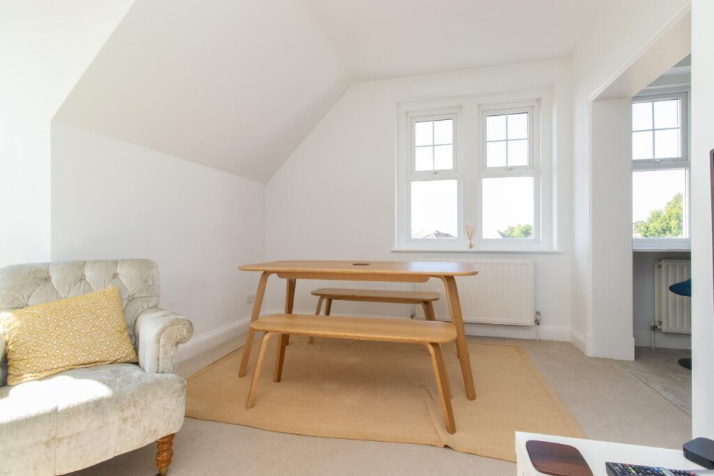 Apartment in Canterbury - View 5