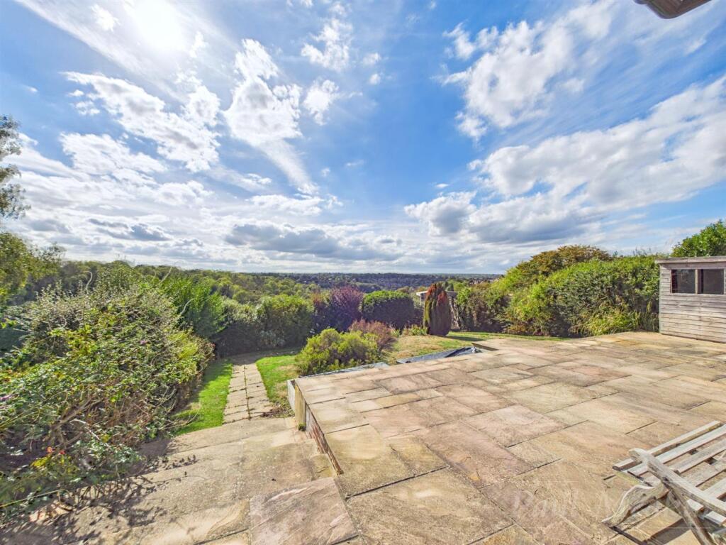 Borrowdale Drive, Sanderstead photo 2