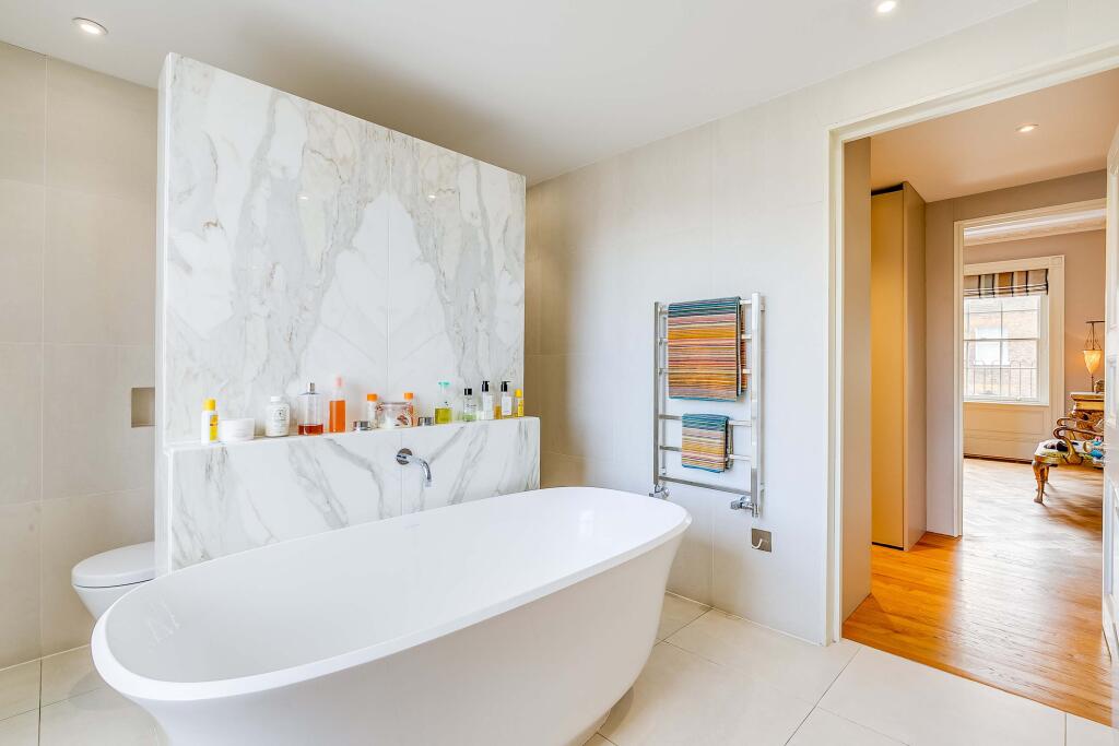 House in London, Belgravia - More